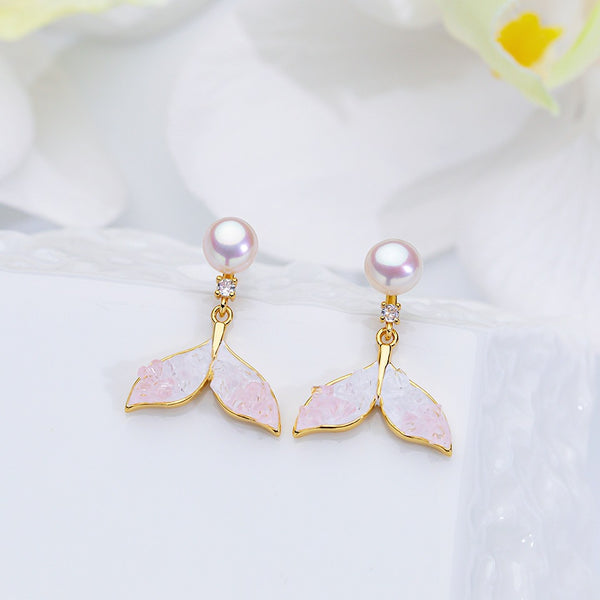 Fishtail Pearl Studs