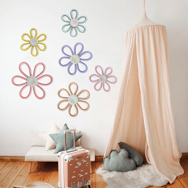 Daisy Lace