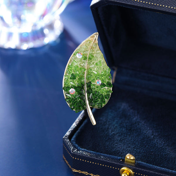 Green Leaf Pin