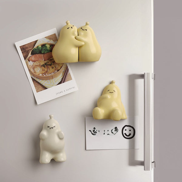 Hugging Pears Magnet